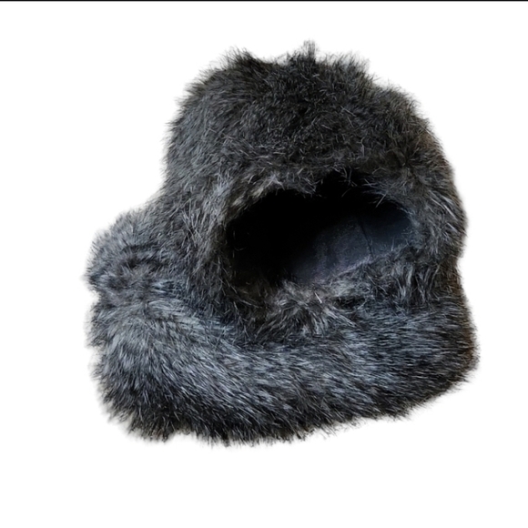 Chic Black and Gray Fur Boot Covers - Picture 2 of 3